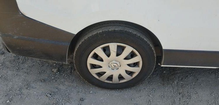 RENAULT TRAFIC GCF 1300 DCI 120 L2H1 BOIS  FZ-911-SC