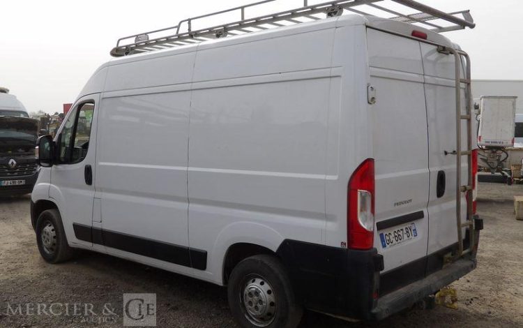 PEUGEOT BOXER  GC-667-BY
