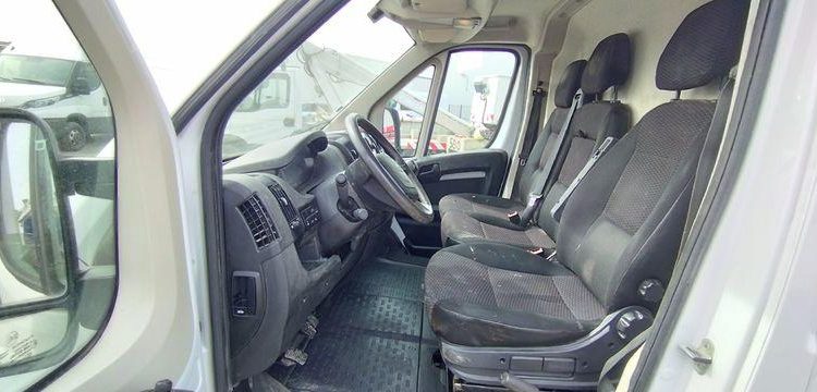 PEUGEOT BOXER  GC-667-BY