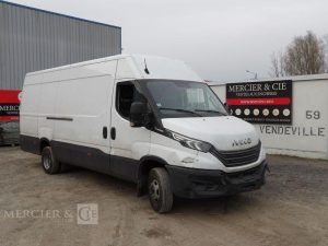 IVECO DAILY 35C18 FG BLANC GR-138-PX