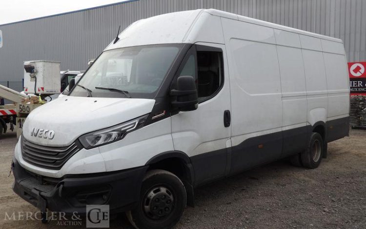 IVECO DAILY 35C18 FG BLANC GR-138-PX