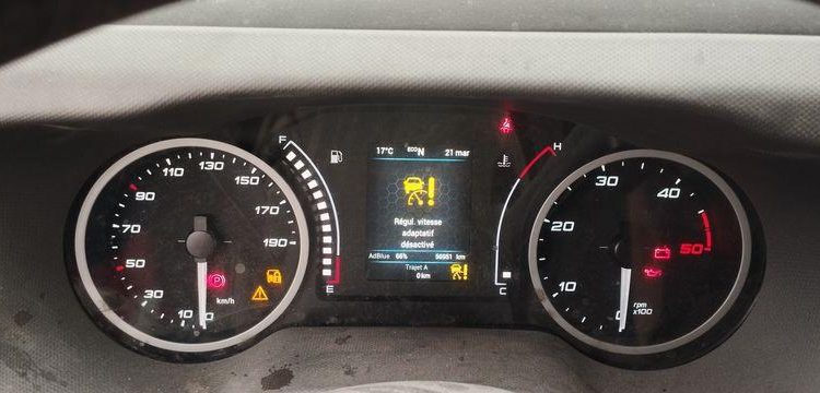 IVECO DAILY 35C18 FG BLANC GR-138-PX