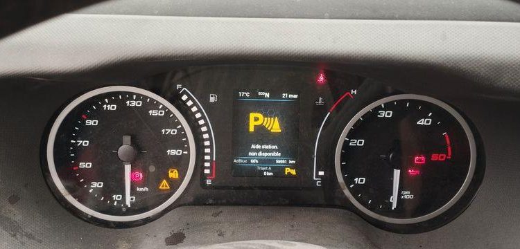 IVECO DAILY 35C18 FG BLANC GR-138-PX