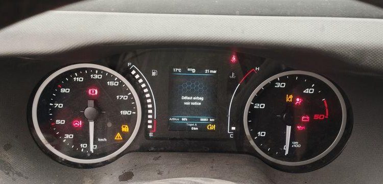 IVECO DAILY 35C18 FG BLANC GR-138-PX