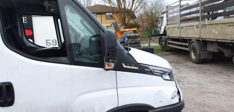 IVECO DAILY 35C18 FG BLANC GR-138-PX