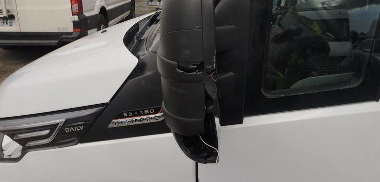 IVECO DAILY 6 FOURGON PHASE 3 35S18 3,0D HI MATIC 175 CV BOITE AUTO – 73647 KMS BLANC GR-947-PZ