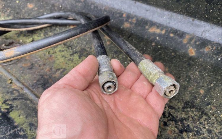 GODET DE CURAGE INCLINABLE 1000MM POUR MINIPELLE 2,5T  LCUR