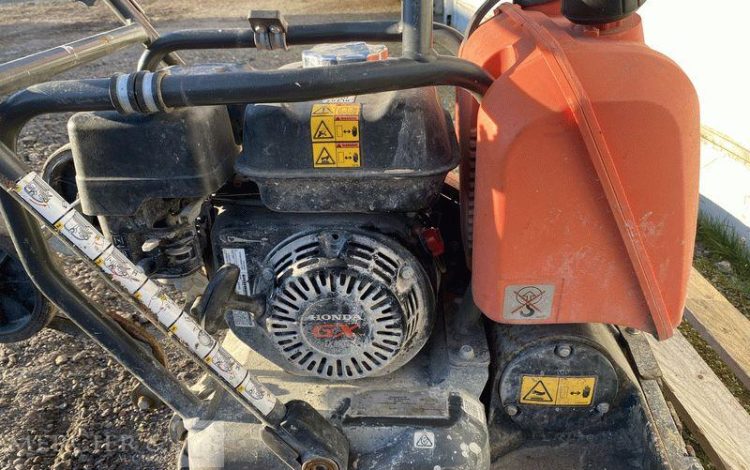 HUSQVARNA PLAQUE VIBRANTE LF75 ESSENCE 89KG  LF75