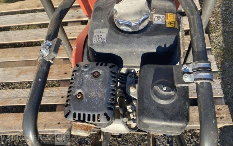 HUSQVARNA PLAQUE VIBRANTE LF75 ESSENCE 89KG  LF75