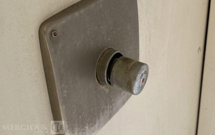 BUNGALOW BUREAU AVEC SANITAIRE / DOUCHE – PORTE ET FENETRE PIGNON  SBV5
