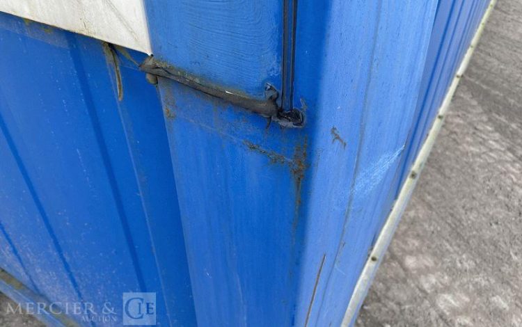 BUNGALOW BUREAU AVEC SANITAIRE / DOUCHE – PORTE ET FENETRE PIGNON  SBV5