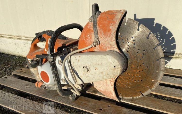 STIHL DECOUPEUSE A MATERIAUX TS420 ESSENCE – DIAMETRE 350MM  TS420