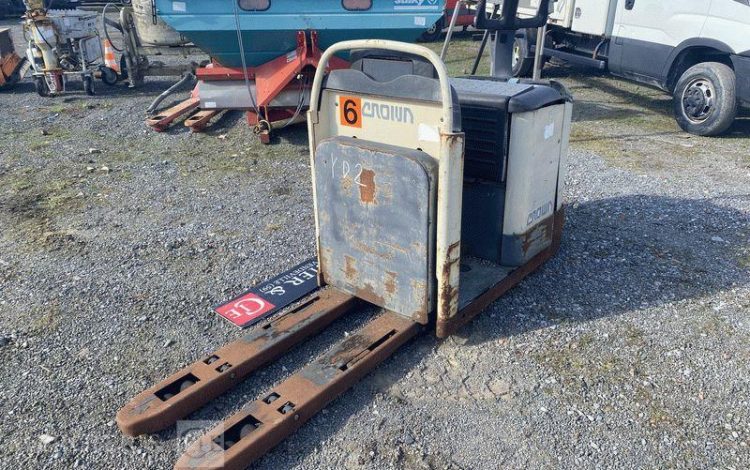CROWN TRANSPALETTE ELECTRIQUE  YD2