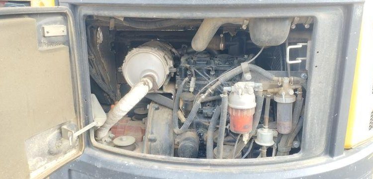 IMER MINI PELLE MINESCAVATORE 27V4 SUR CHENILLE – DIESEL – 2685 HEURES – ANNEE 2018  665