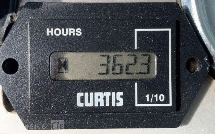 1331605