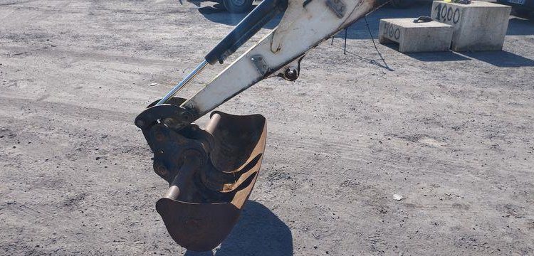 BOBCAT MINI PELLE SUR CHENILLE E27Z DIESEL 2T7 HORAMETRE : 1205 HEURES – ANNEE 2021  13538
