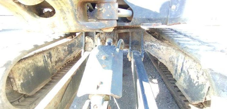 BOBCAT MINI PELLE SUR CHENILLE E27Z DIESEL 2T7 HORAMETRE : 1205 HEURES – ANNEE 2021  13538