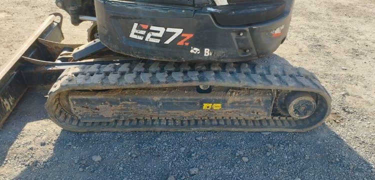 BOBCAT MINI PELLE SUR CHENILLE E27Z DIESEL 2T7 HORAMETRE : 1205 HEURES – ANNEE 2021  13538