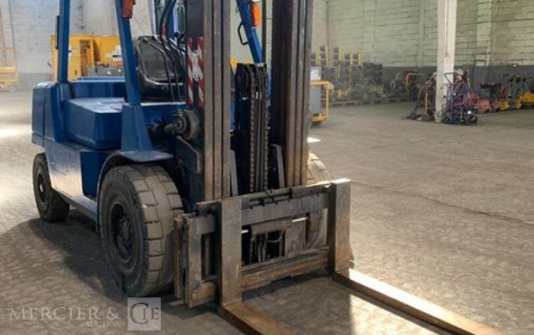 MITSUBISHI FD45K2  50HD4703
