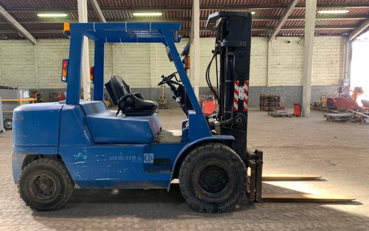 MITSUBISHI FD45K2  50HD4703