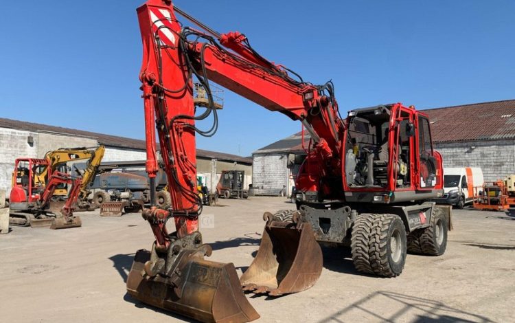 HITACHI ZX 140W-5B  7300