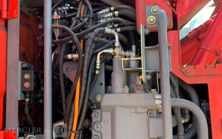HITACHI ZX 140W-5B  7300