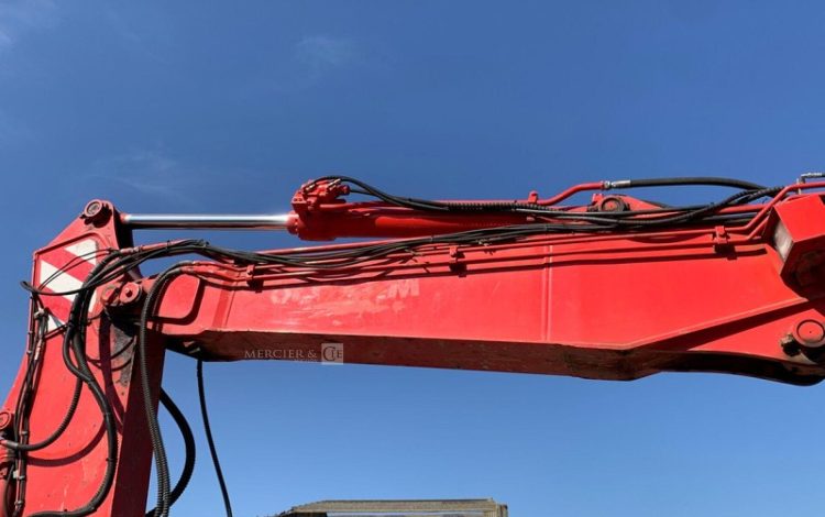 HITACHI ZX 140W-5B  7300