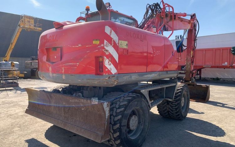 HITACHI ZX 140W-5B  7300