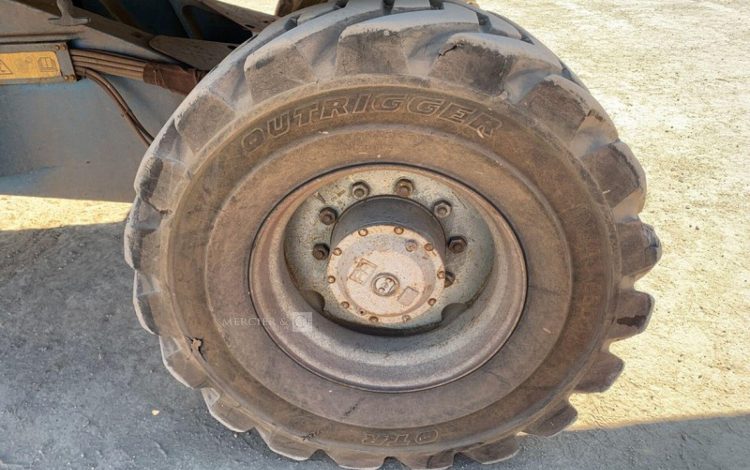 GENIE Z-135  41AD4006