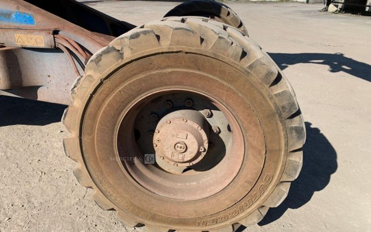 GENIE Z-135  41AD4006