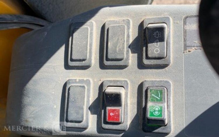 BOBCAT E35  PEL010255