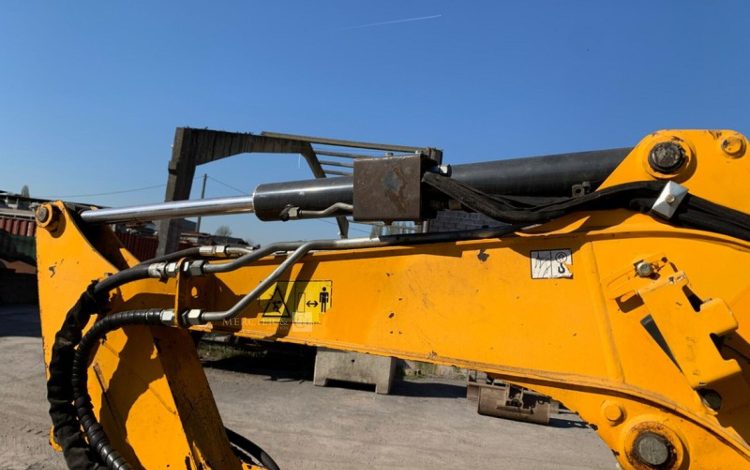 BOBCAT E35  PEL010255