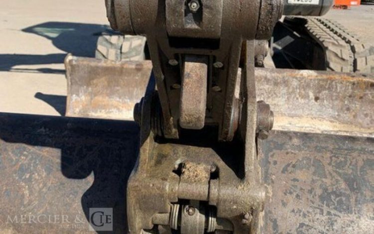 BOBCAT E35  PEL010255