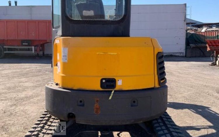 BOBCAT E35  PEL010255