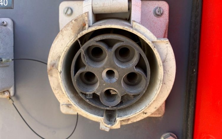 ATLAS COPCO QAS325  8173