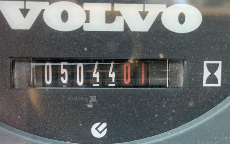53121