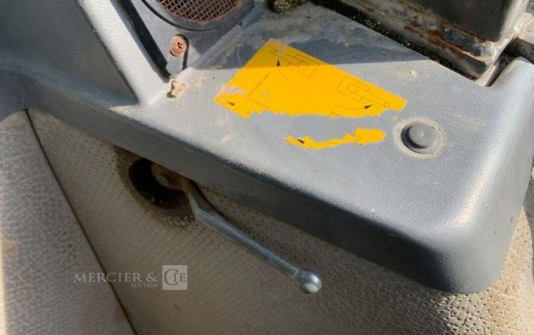 53121