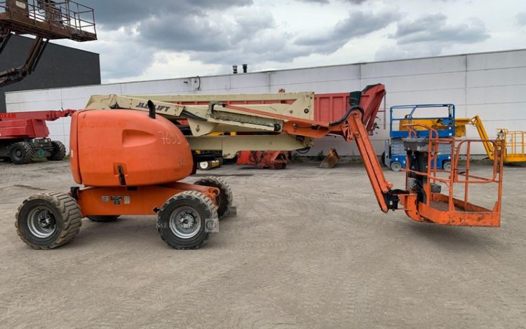 JLG 450AJ  7693