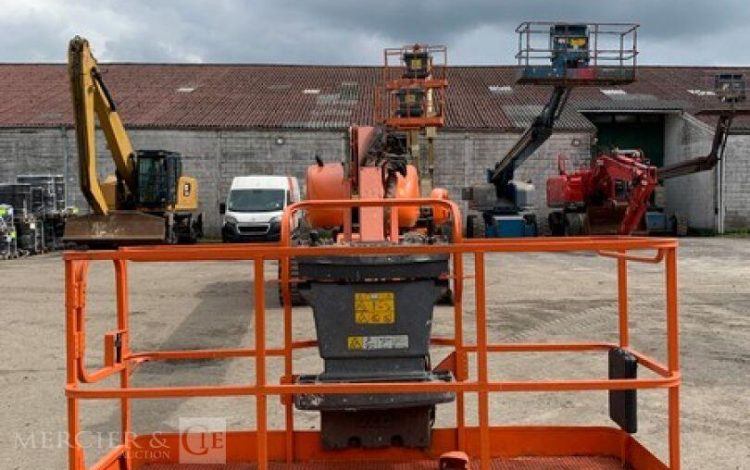 JLG 860SJ  8583
