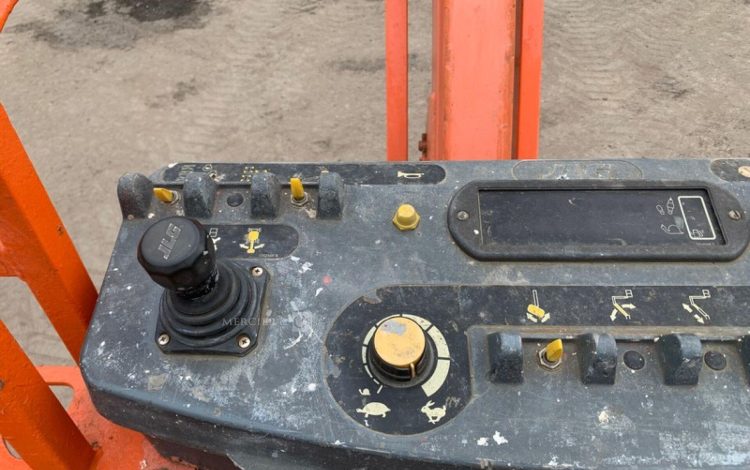 JLG 860SJ  8583