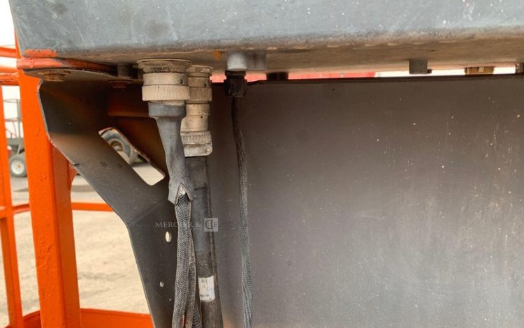 JLG 860SJ  8583