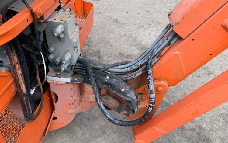 JLG 860SJ  8583