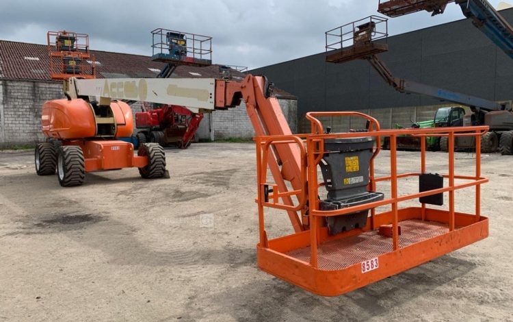 JLG 860SJ  8583