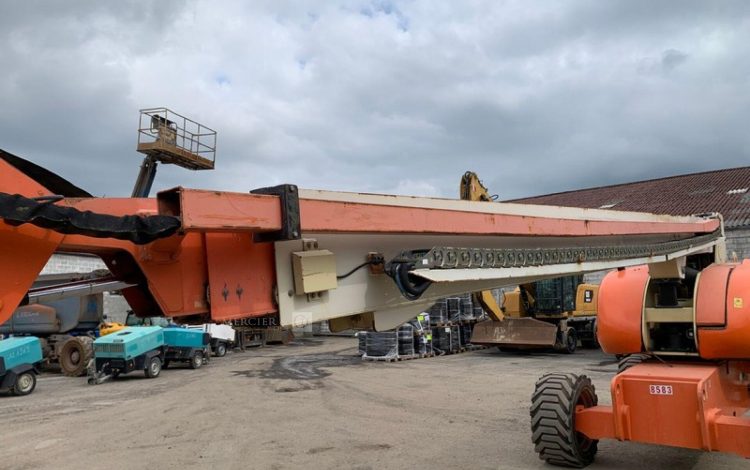 JLG 860SJ  8583