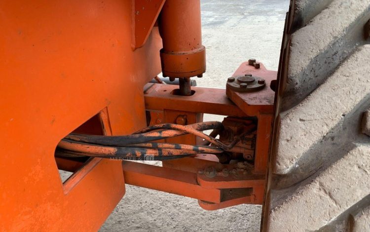 JLG 860SJ  8583