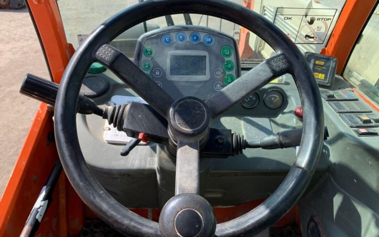 JLG 4013  6838