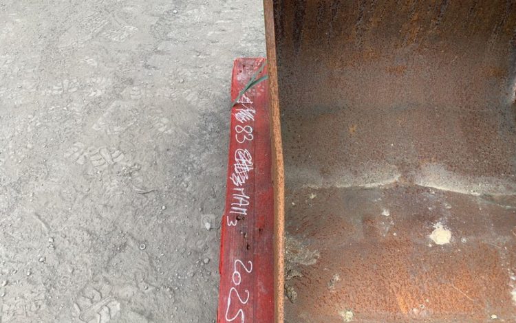 83MAM32025