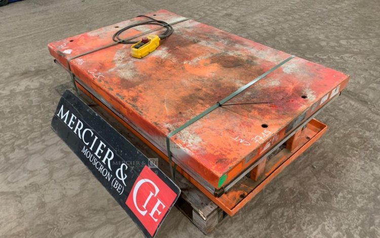 ELECTRIC LIFT HW1001  71MAM32025