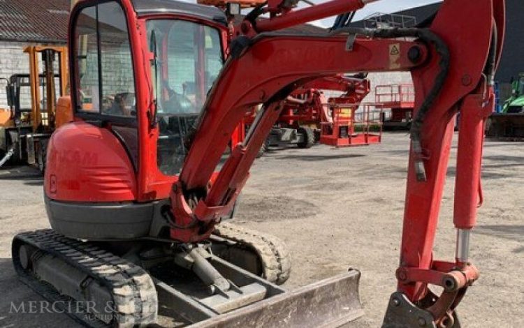 JCB 8025  271134