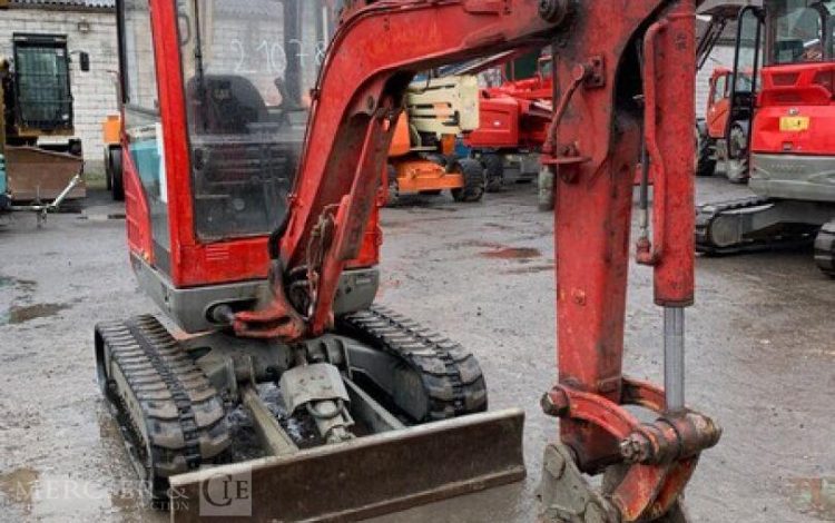 CATERPILLAR 302.4D  210780